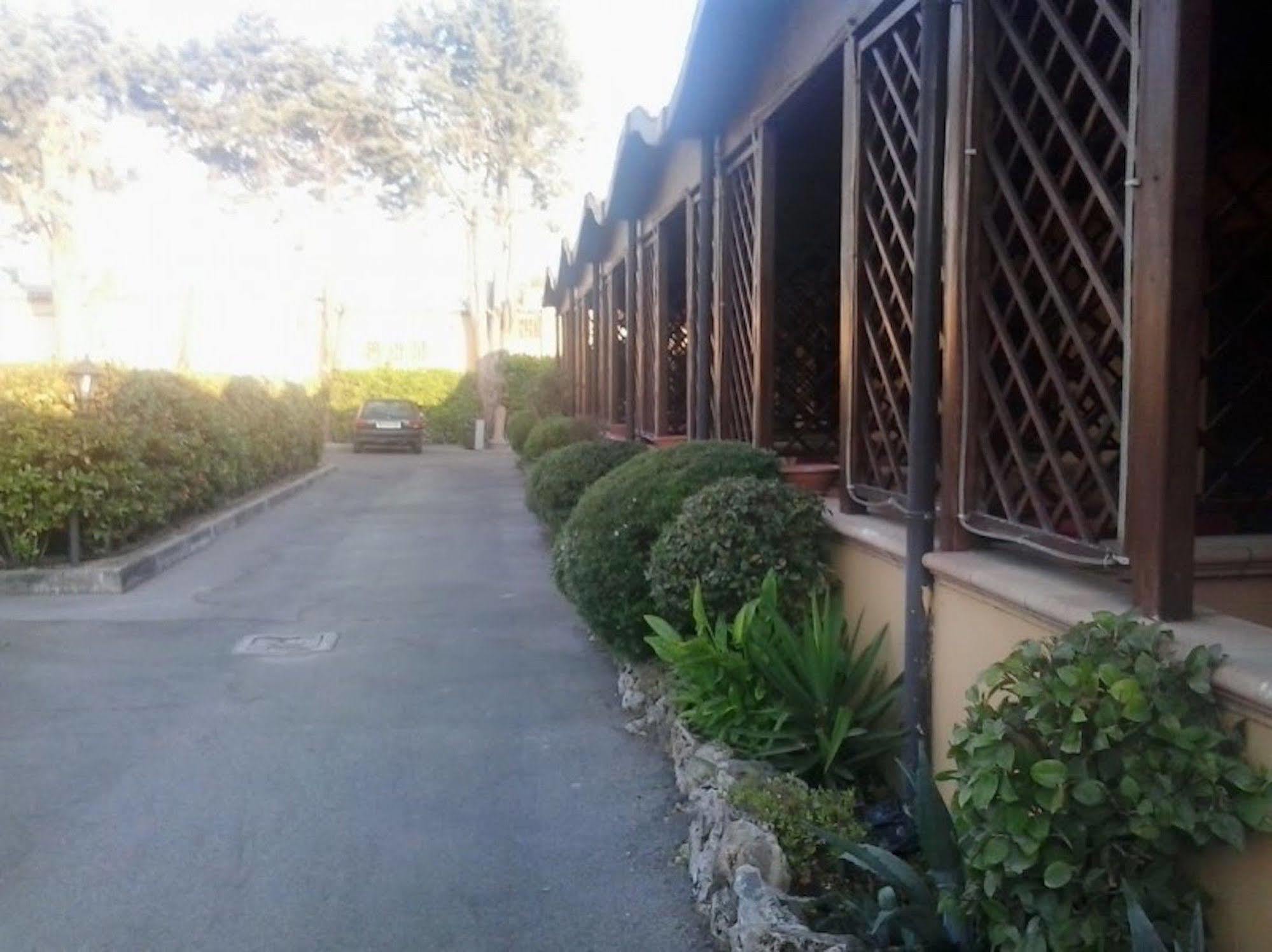Hotel Federico II Napoli Exterior foto